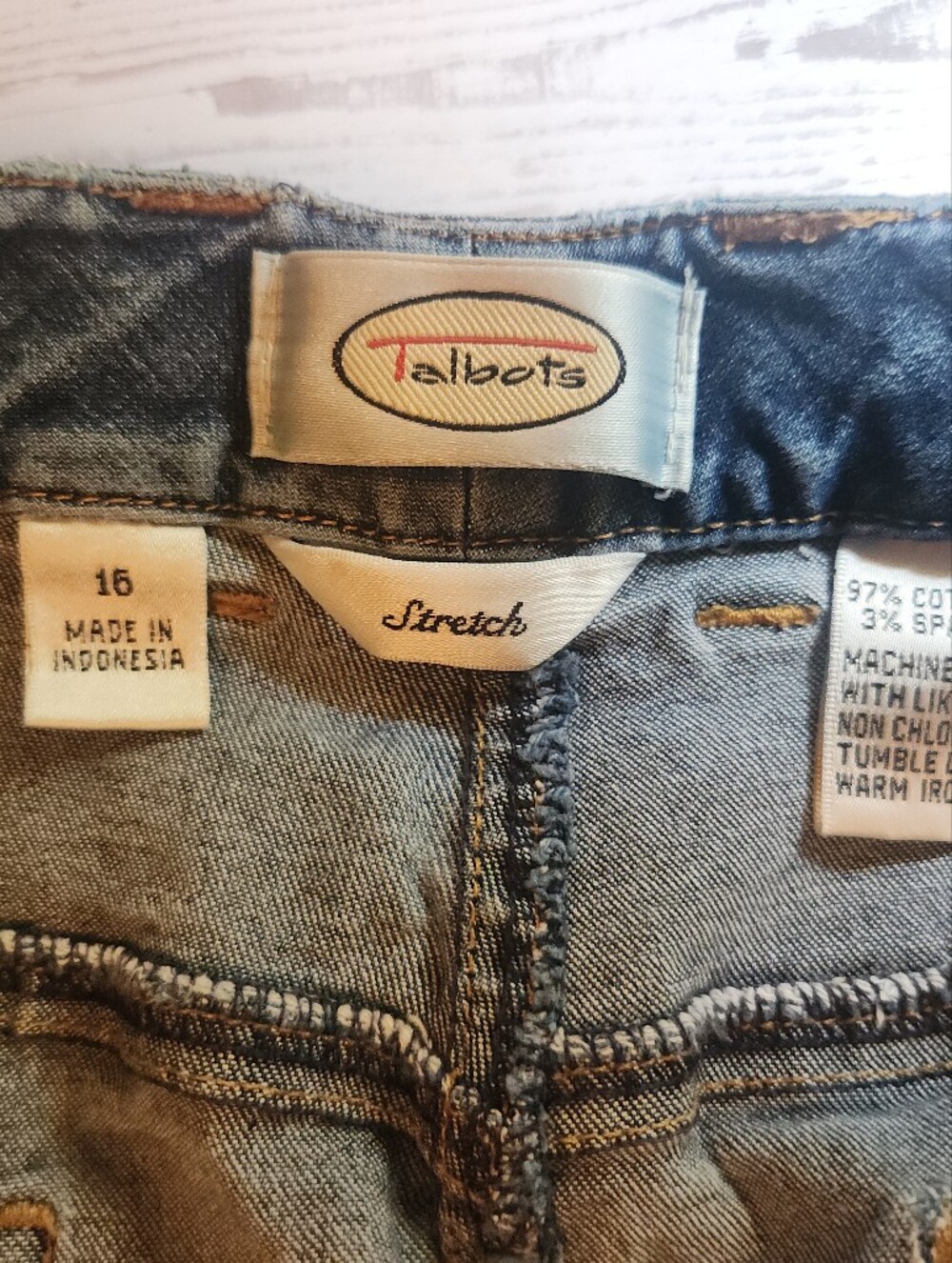 Talbots Women’s Stretch Jeans Size 16 Medium Wash Straight Leg Denim KH026